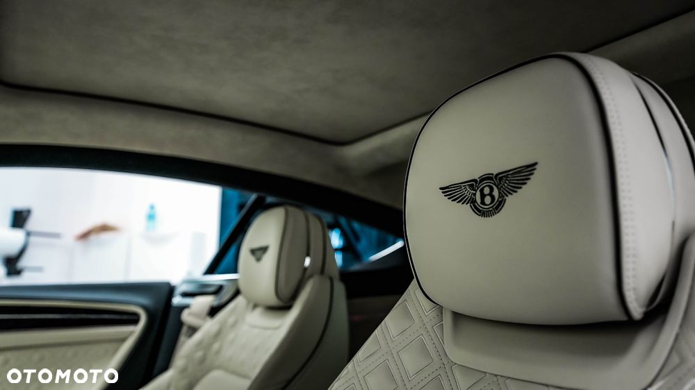 Bentley Continental GT - 11