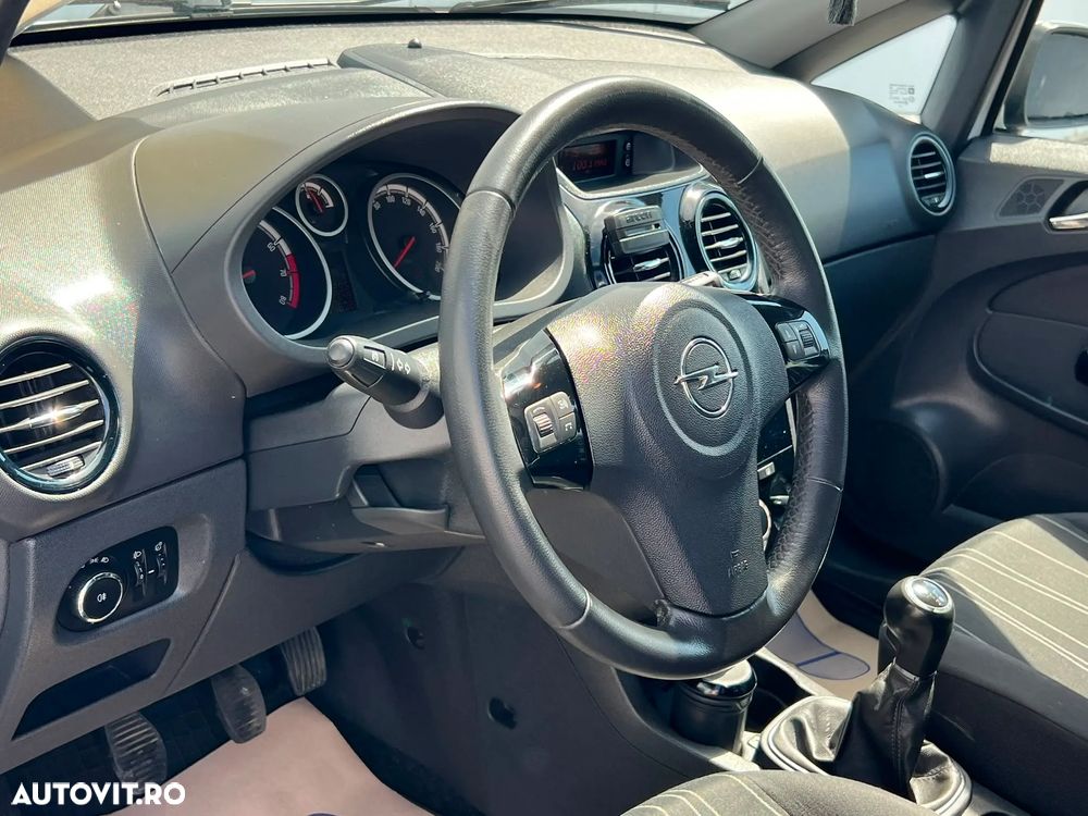 Opel Corsa 1.4 Cosmo - 20
