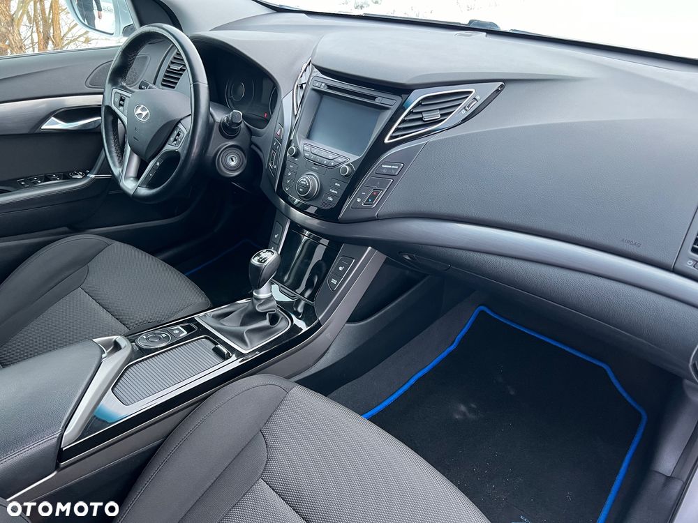 Hyundai i40 1.7 CRDi Comfort - 23