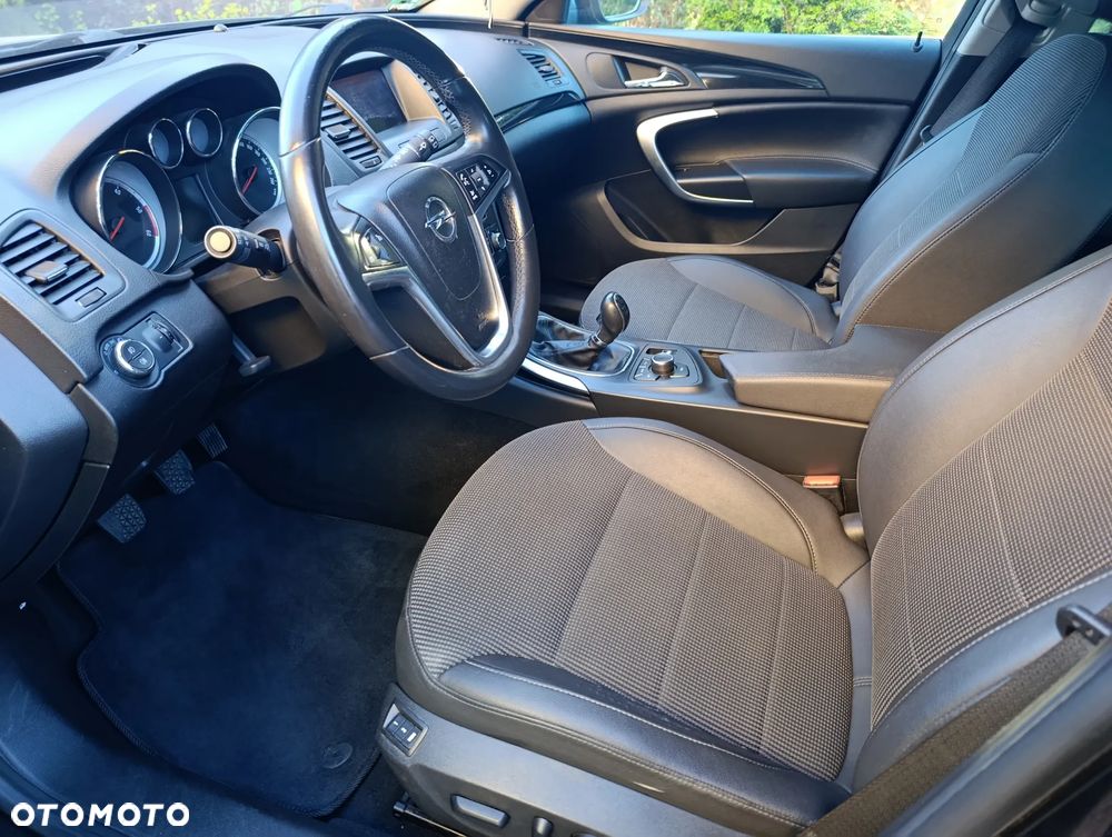 Opel Insignia 2.0 CDTI ecoFLEX Business Cosmo - 26