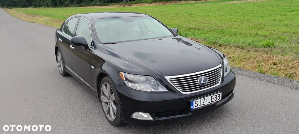 Lexus LS 600h Elegance - 8