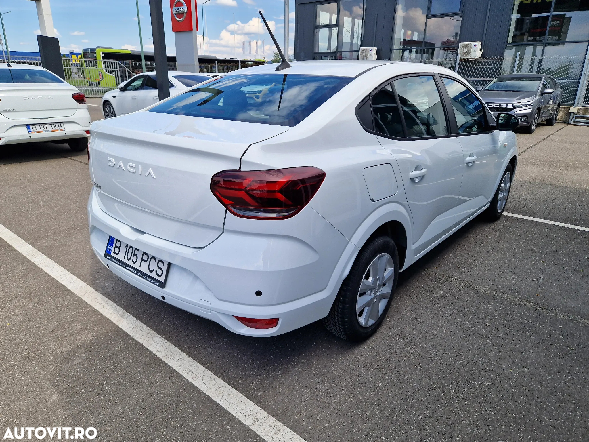 Dacia Logan ECO-G 100 MT6 Expression - 2