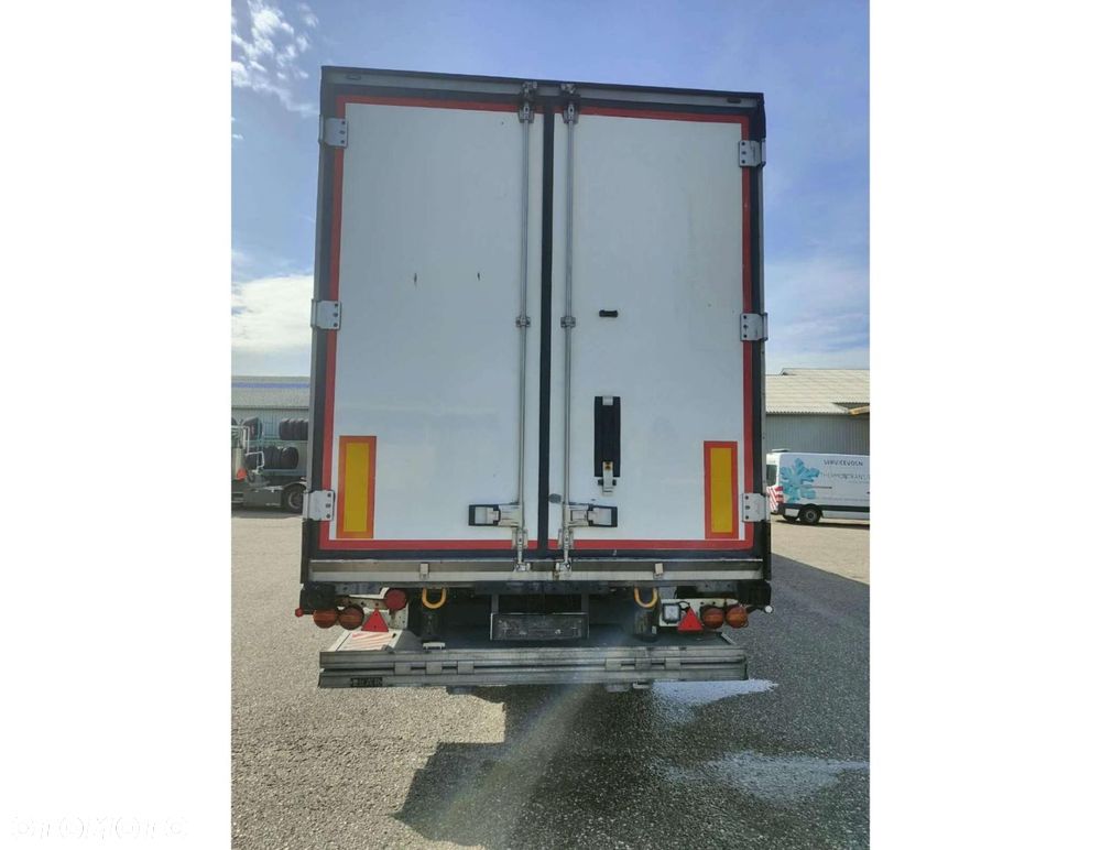 Schmitz Cargobull SKO FP 45 ThermoKing SLXi Spectrum Multitemp with Taillift - 5