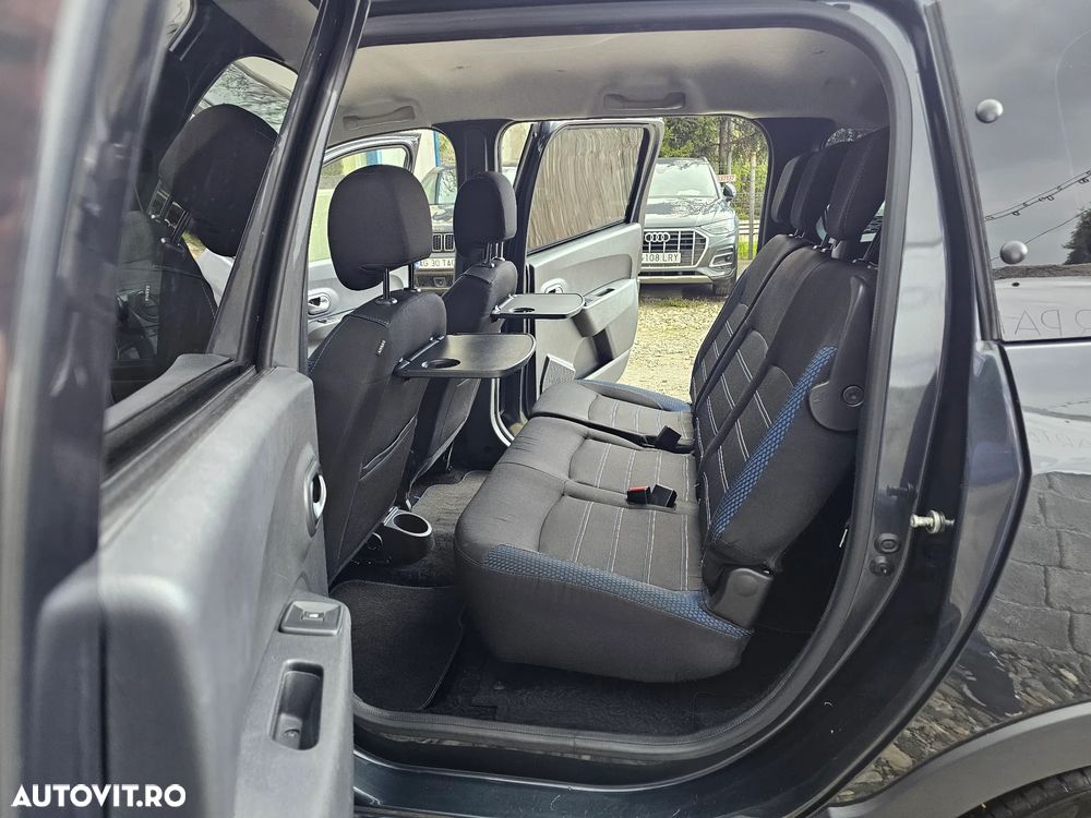 Dacia Lodgy 1.6 Stepway - 24