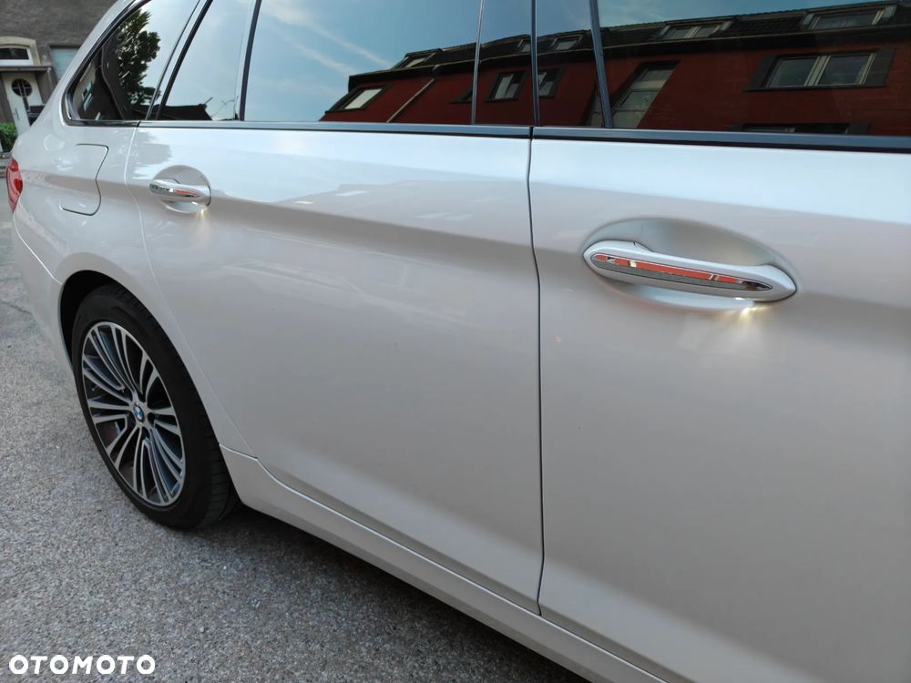 BMW Seria 5 520d Sport Line sport - 14