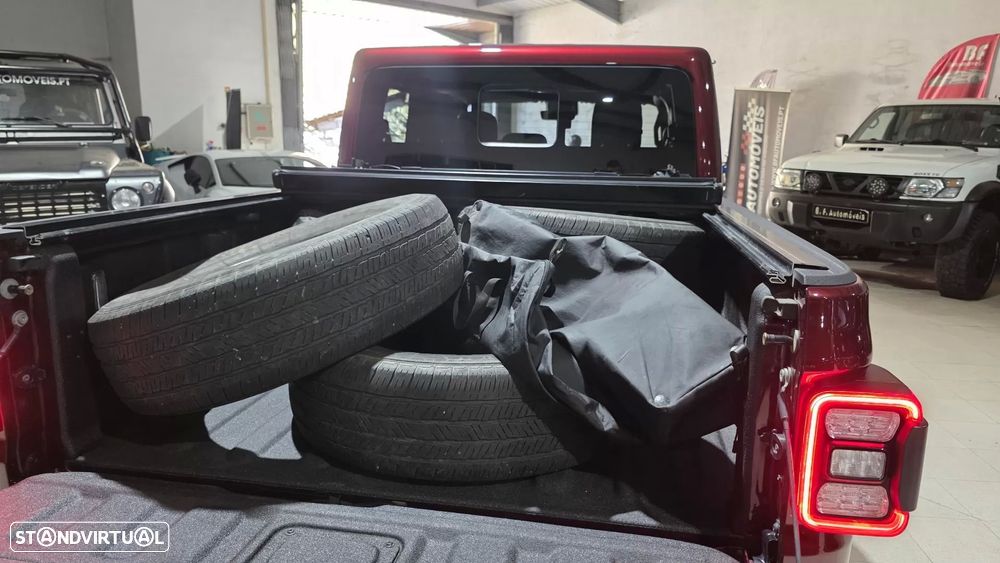 Jeep Gladiator 3.0V6 MultiJet AWD Auto Overland - 21