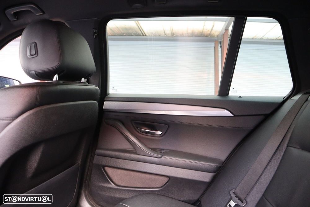 BMW 525 d Pack M Auto - 42