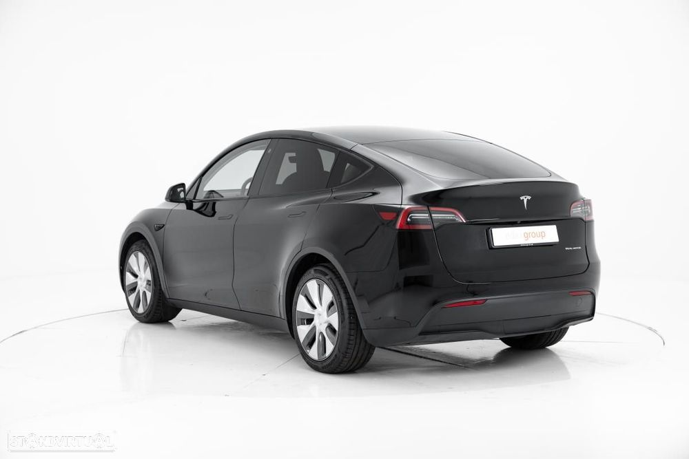 Tesla Model Y Long Range Dual Motor AWD - 5
