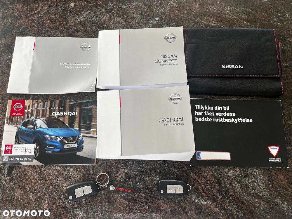 Nissan Qashqai 1.3 DIG-T N-Connecta - 24