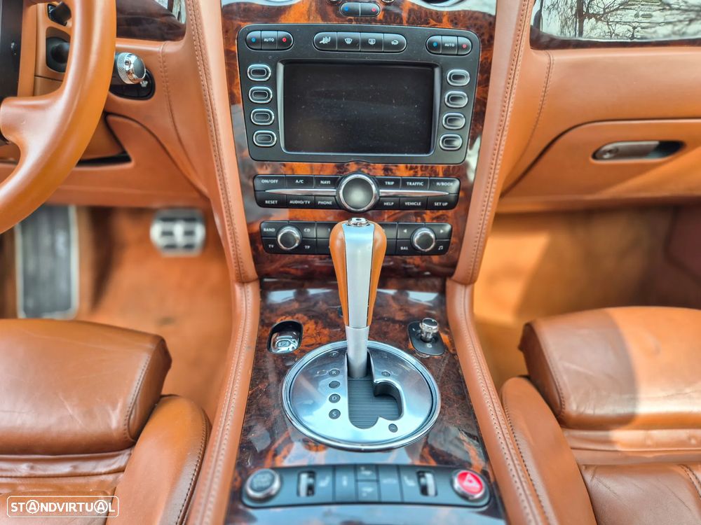 Bentley Continental GT - 13