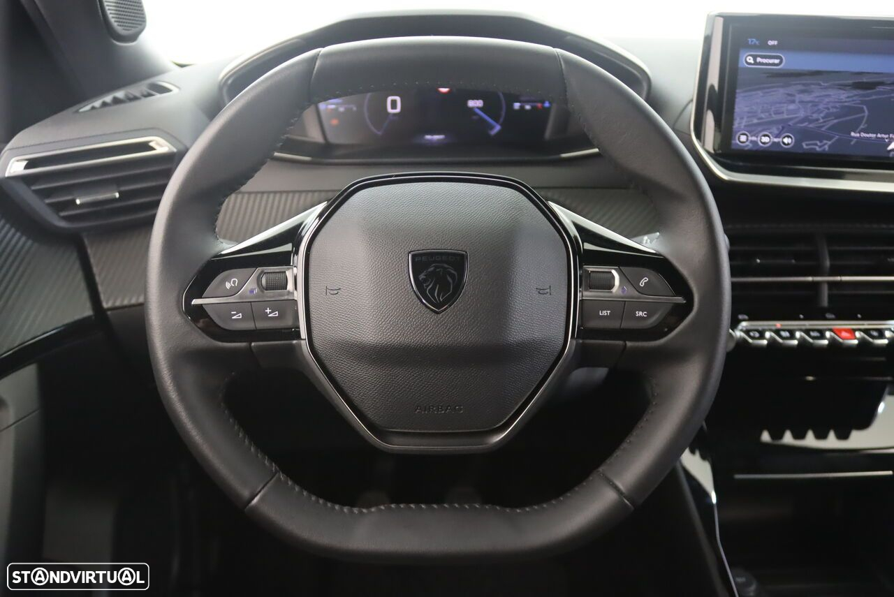 Peugeot 2008 - 10