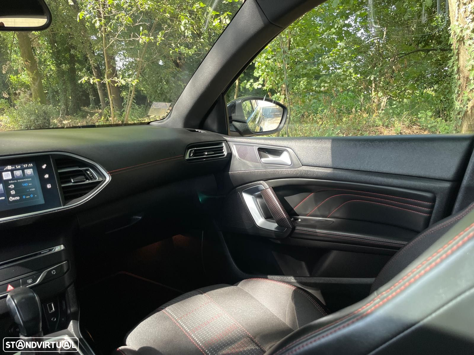 Peugeot 308 1.2 PureTech GT Line EAT8 - 25