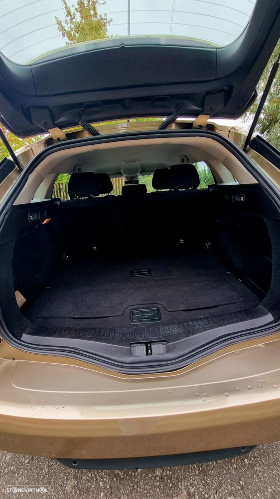 Renault Mégane Sport Tourer - 16