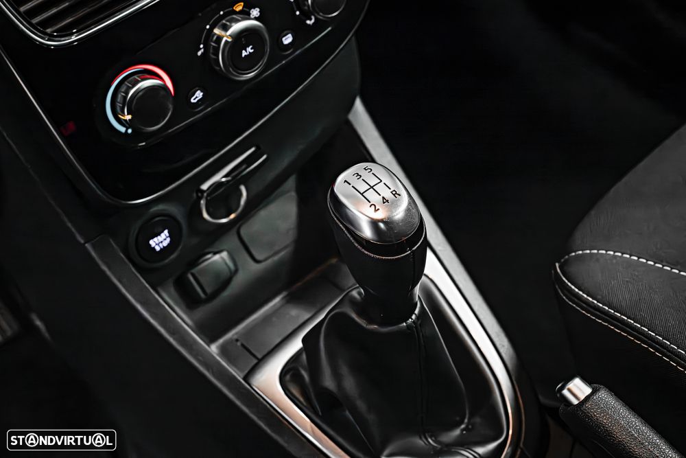 Renault Clio 1.5 dCi Limited EDition - 18