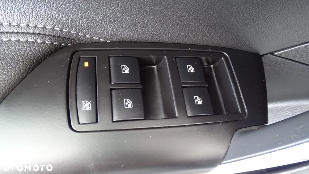 Opel Insignia 2.0 CDTI ecoFLEX Start/Stop Edition - 16