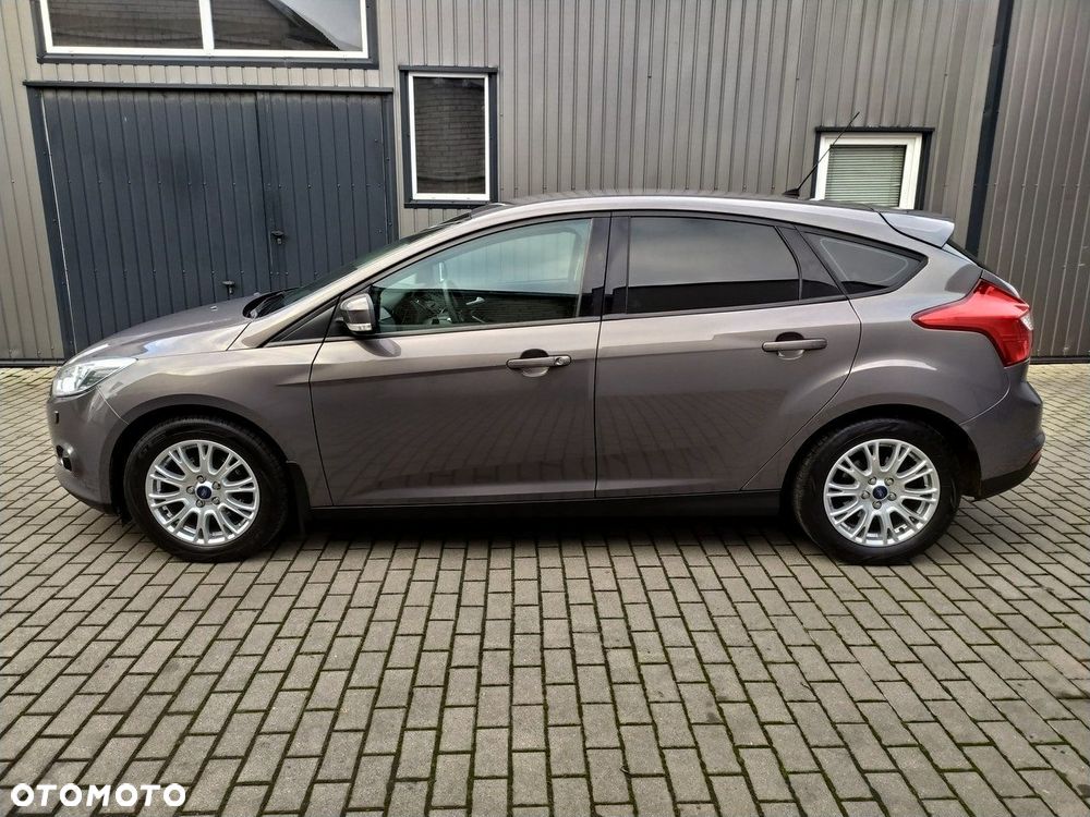 Ford Focus 1.6 TI-VCT Ambiente - 4
