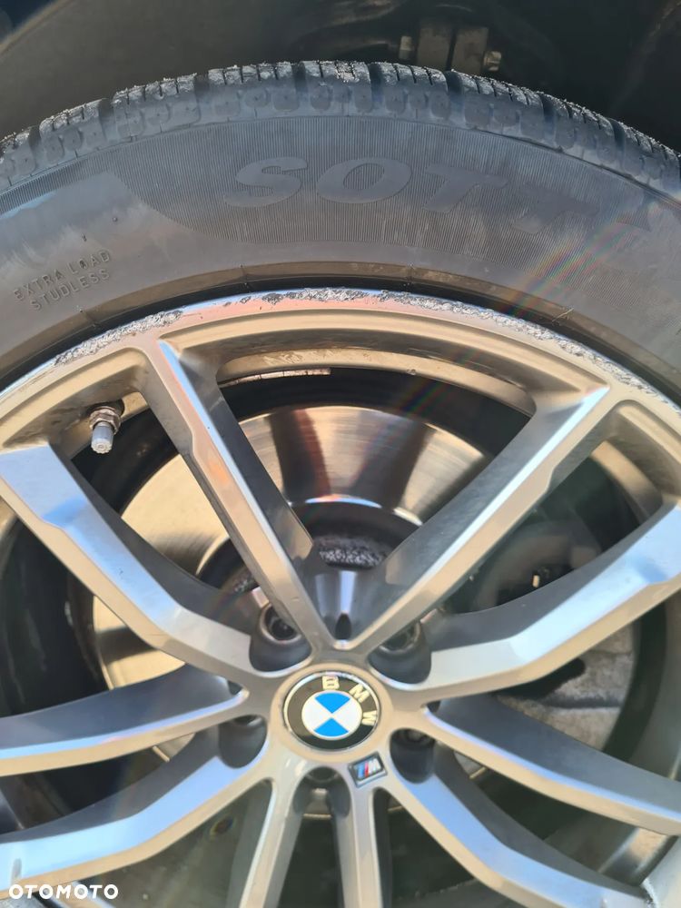 BMW Seria 5 520d xDrive - 15