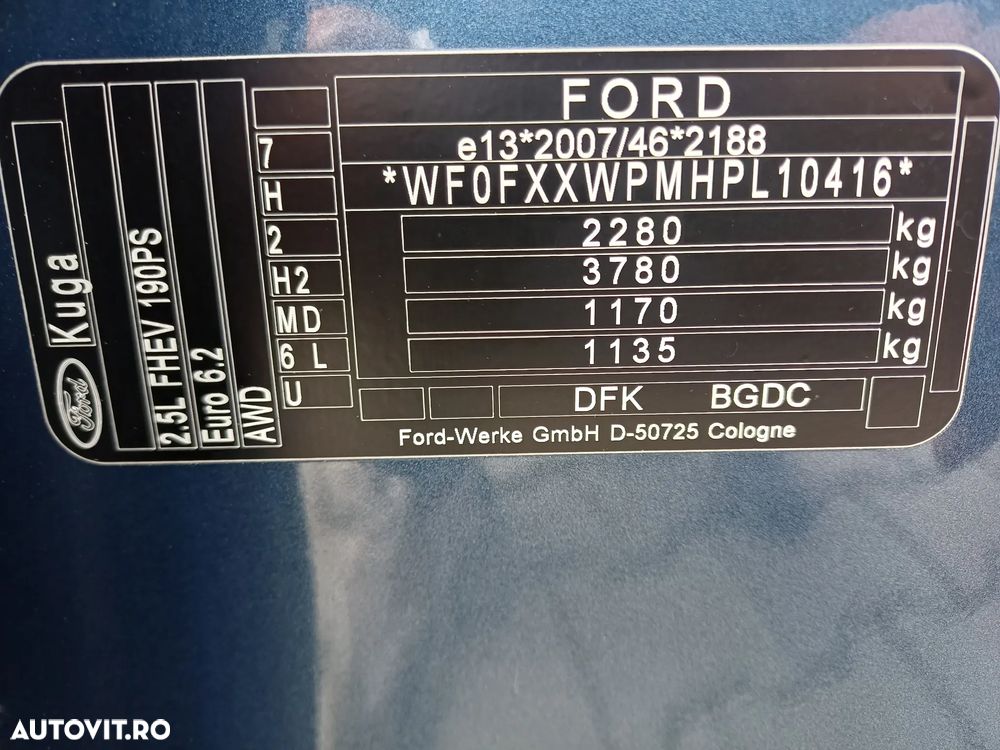 FORD Kuga 2023 — imagine 18
