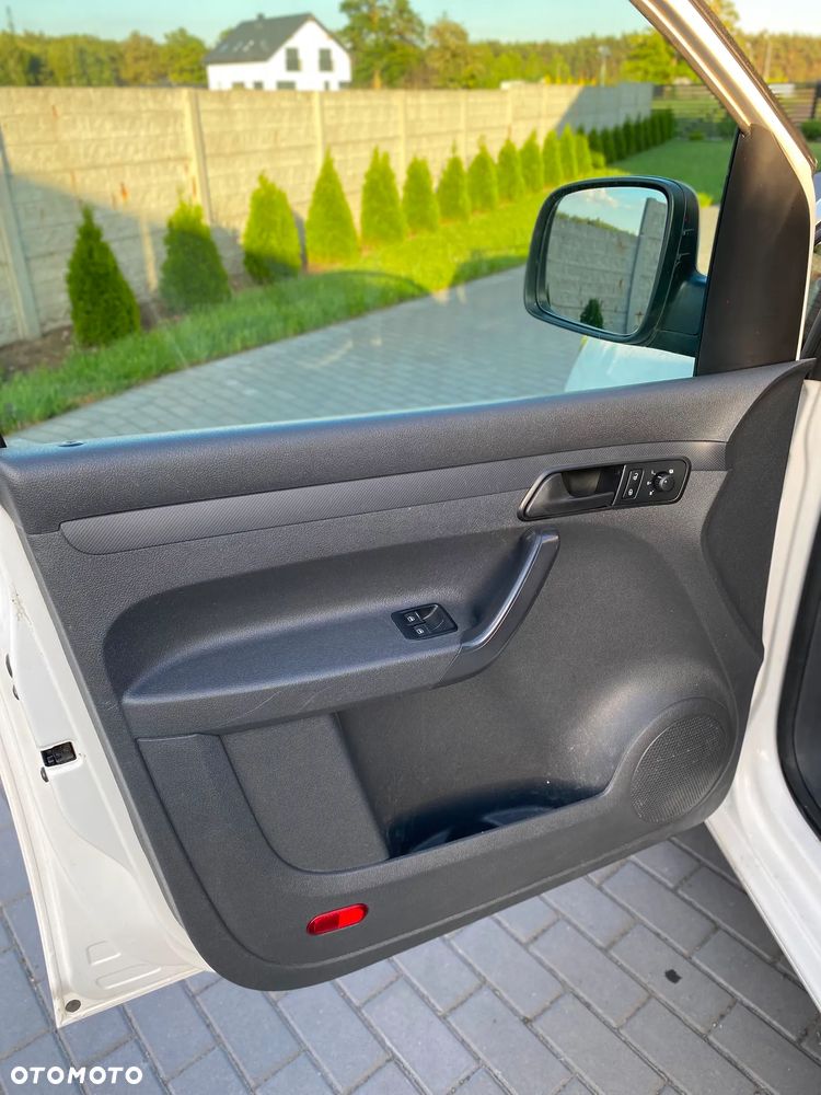 Volkswagen Caddy - 18