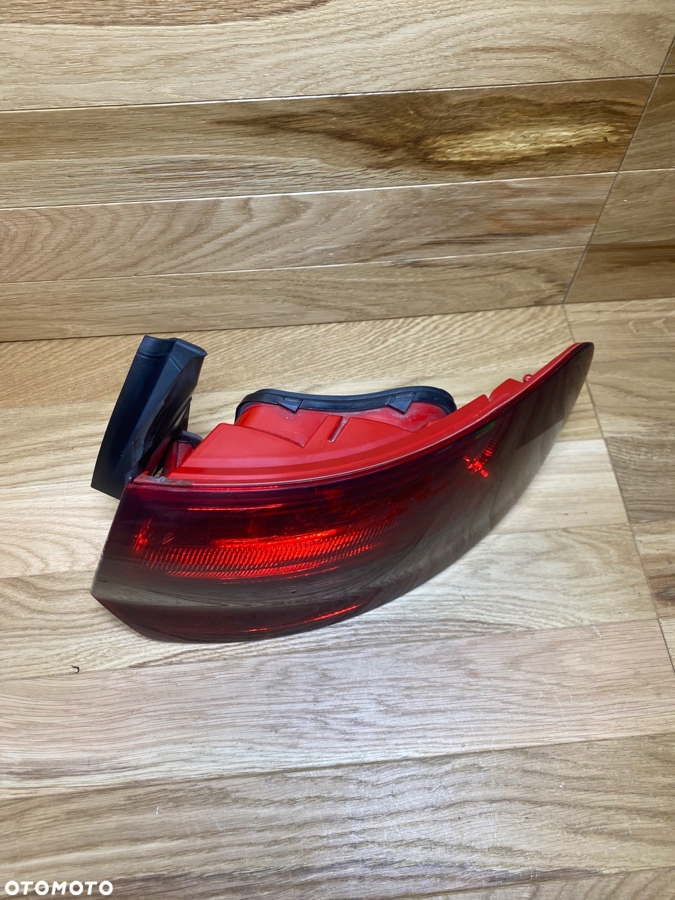 AUDI A3 8P LAMPA PRAWY TYŁ 8P4945096E - 4