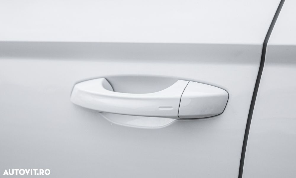 Skoda Karoq 2.0 TDI SCR 4x4 DSG Tour - 39