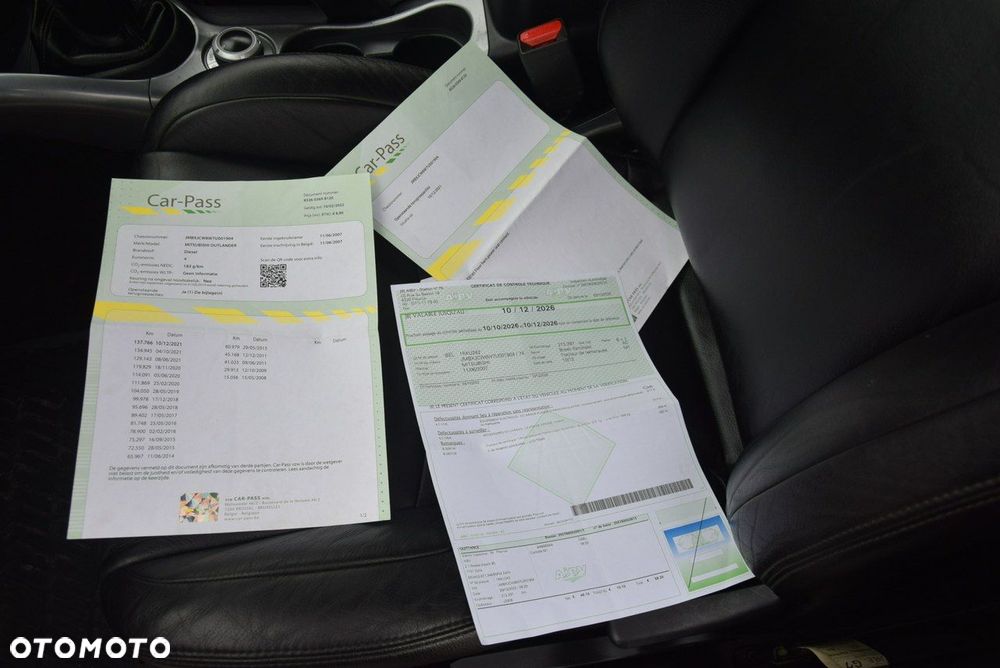 Mitsubishi Outlander 2.0 DI-D 4WD Inform - 32