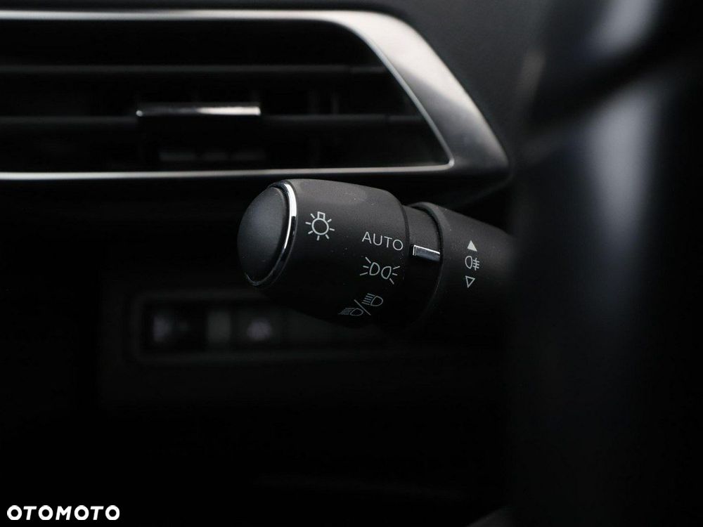 Peugeot 5008 1.5 BlueHDi Allure Pack S&S EAT8 - 36