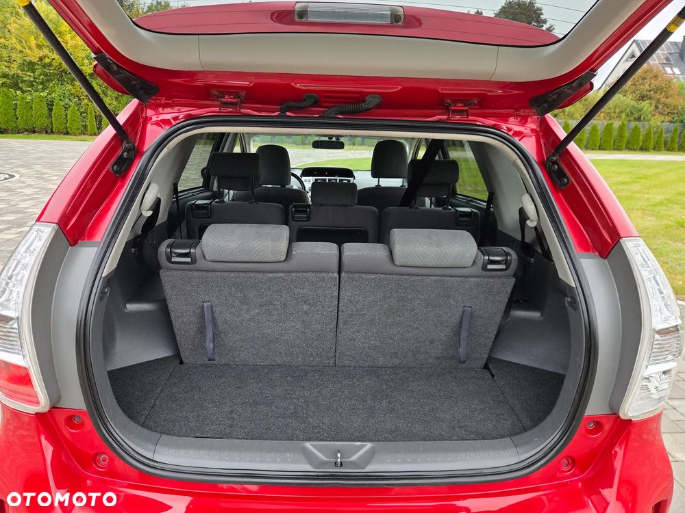 Toyota Prius+ (Hybrid) Executive - 22