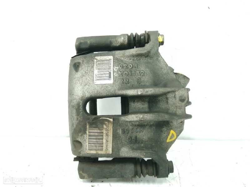 PINÇA DE TRAVÃO FRONTAL DIREITA PEUGEOT 208 2014 - 2