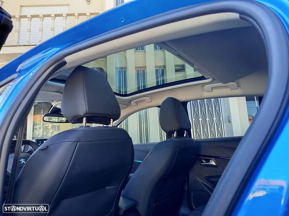 Peugeot e-208 Allure Pack - 12