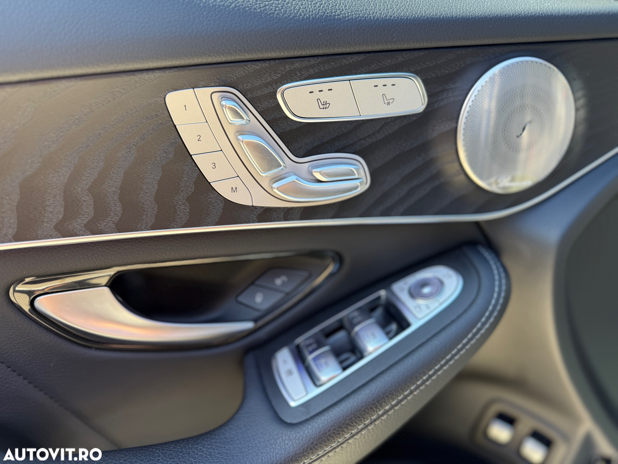 Mercedes-Benz GLC Coupe 300 e 4MATIC - 9