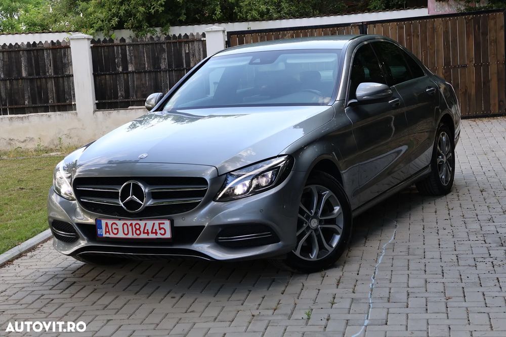 Mercedes-Benz C 220 CDI DPF BlueEFFICIENCY 7G-TRONIC Avantgarde Edition - 1
