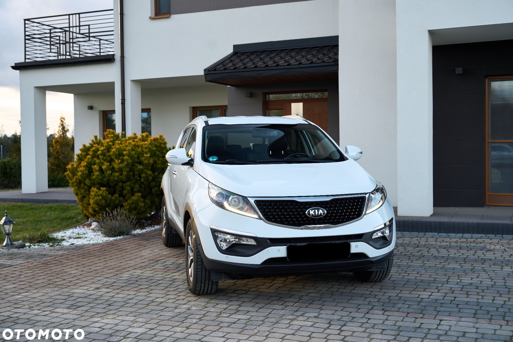 Kia Sportage 1.6 GDI 2WD Dream-Team Edition - 2