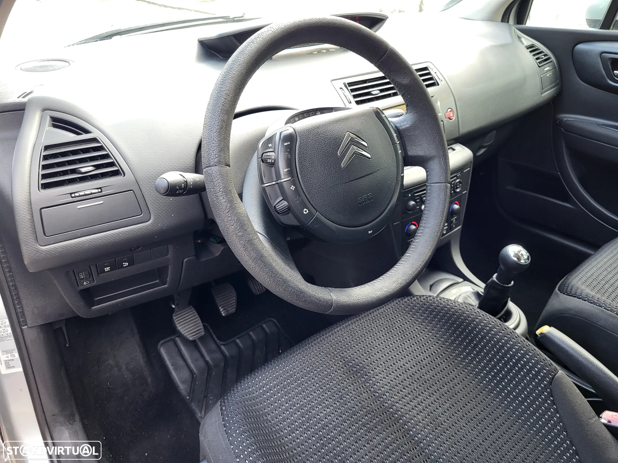 Citroën C4 1.6 HDi VTR Pack - 17