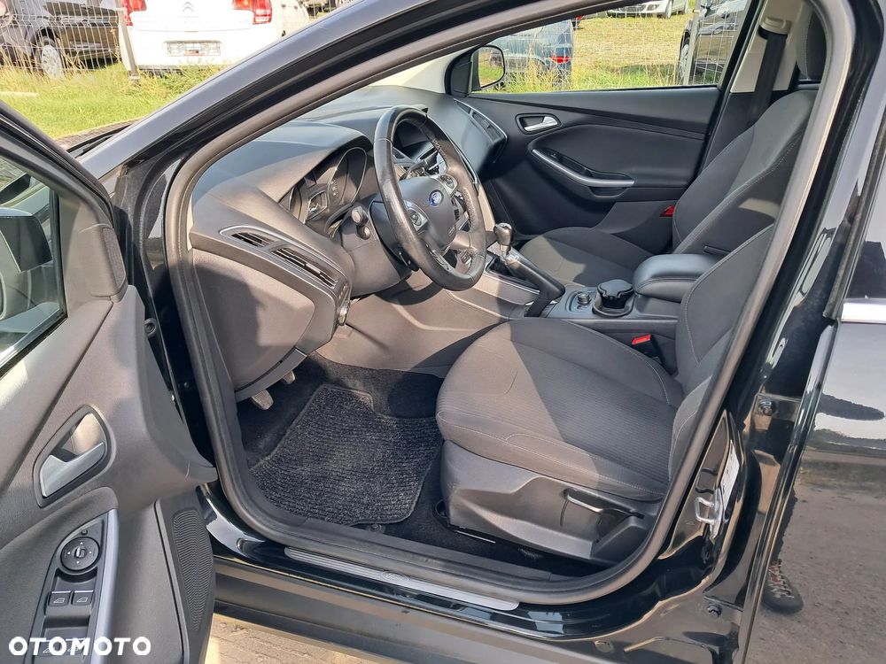 Ford Focus 1.6 EcoBoost Start-Stopp-System Titanium - 12