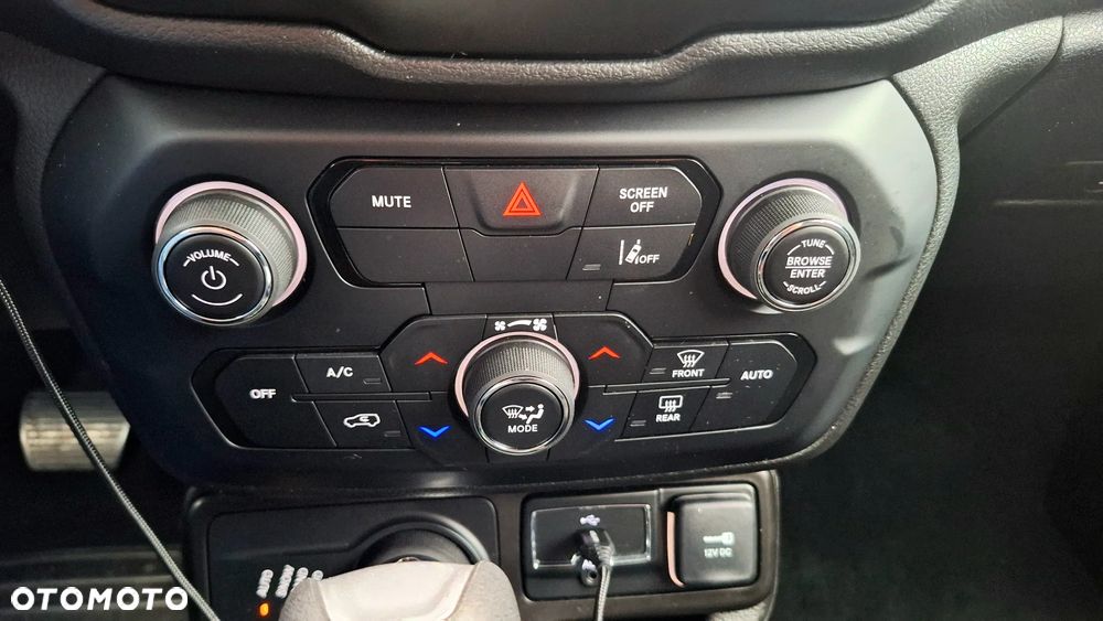 Jeep Renegade 1.3 GSE T4 Turbo Limited 4x4 S&S - 12