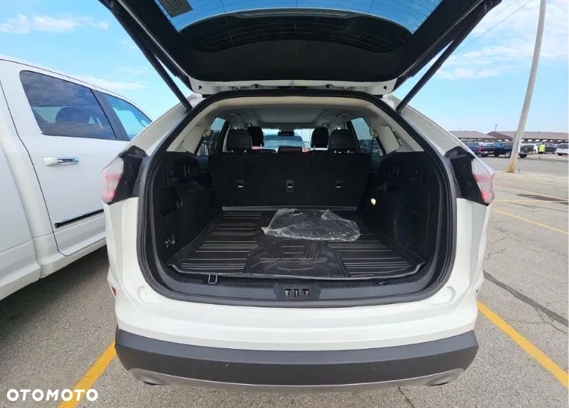 Ford Edge - 13
