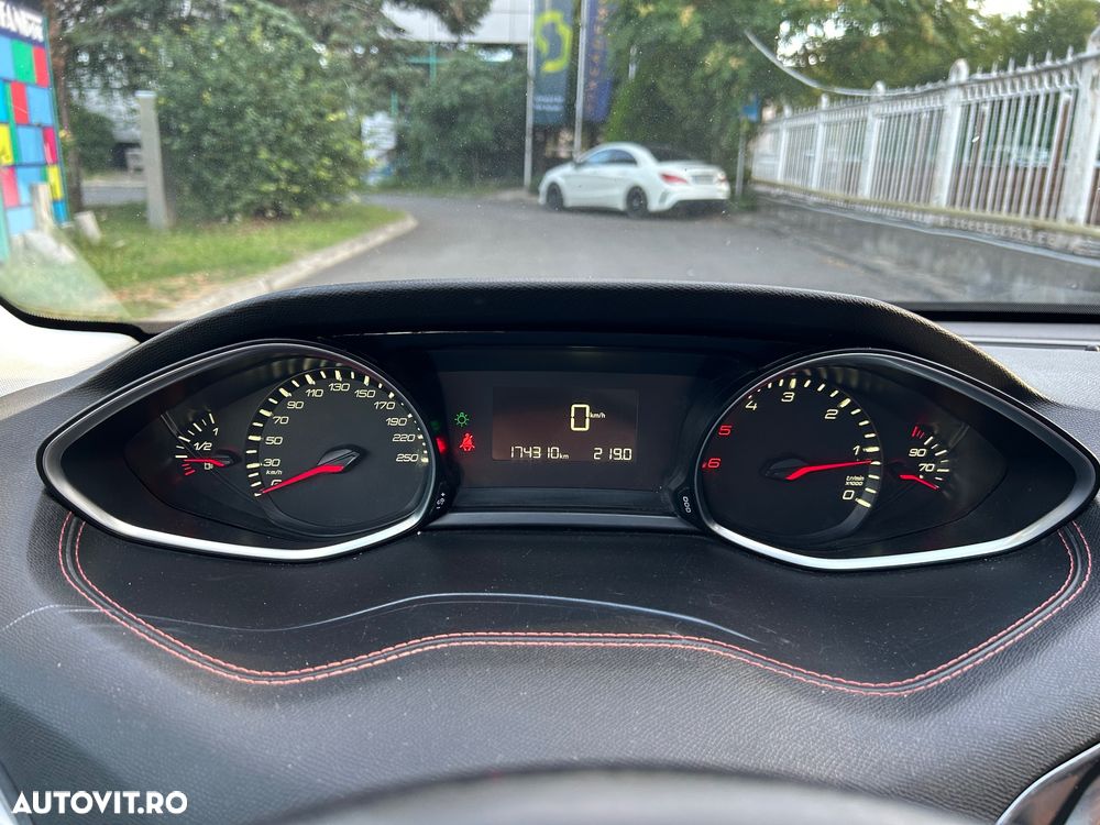 Peugeot 308 1.6 e-HDI FAP STT Active - 5