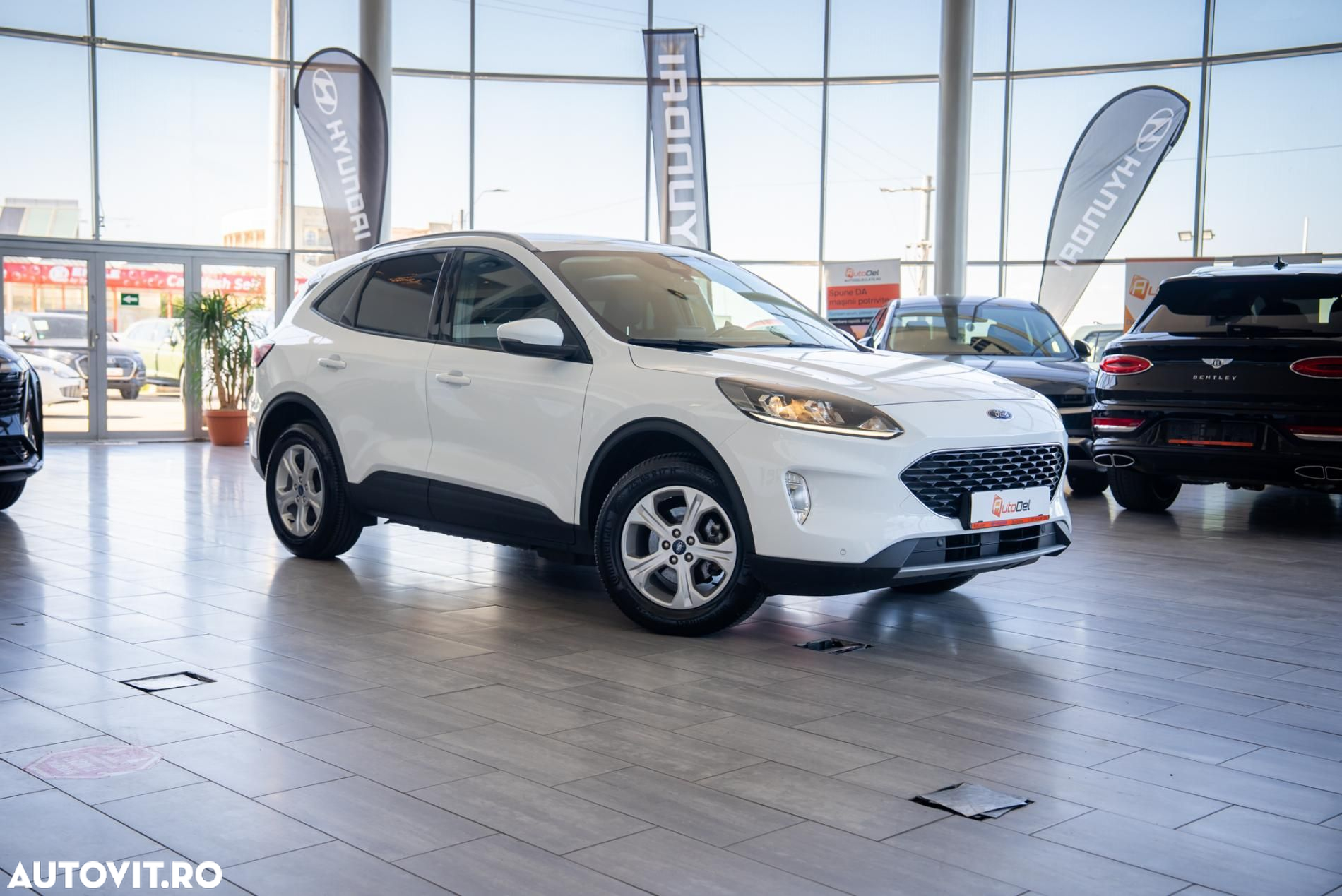 Ford Kuga 2.5 Duratec PHEV COOL&CONNECT - 26
