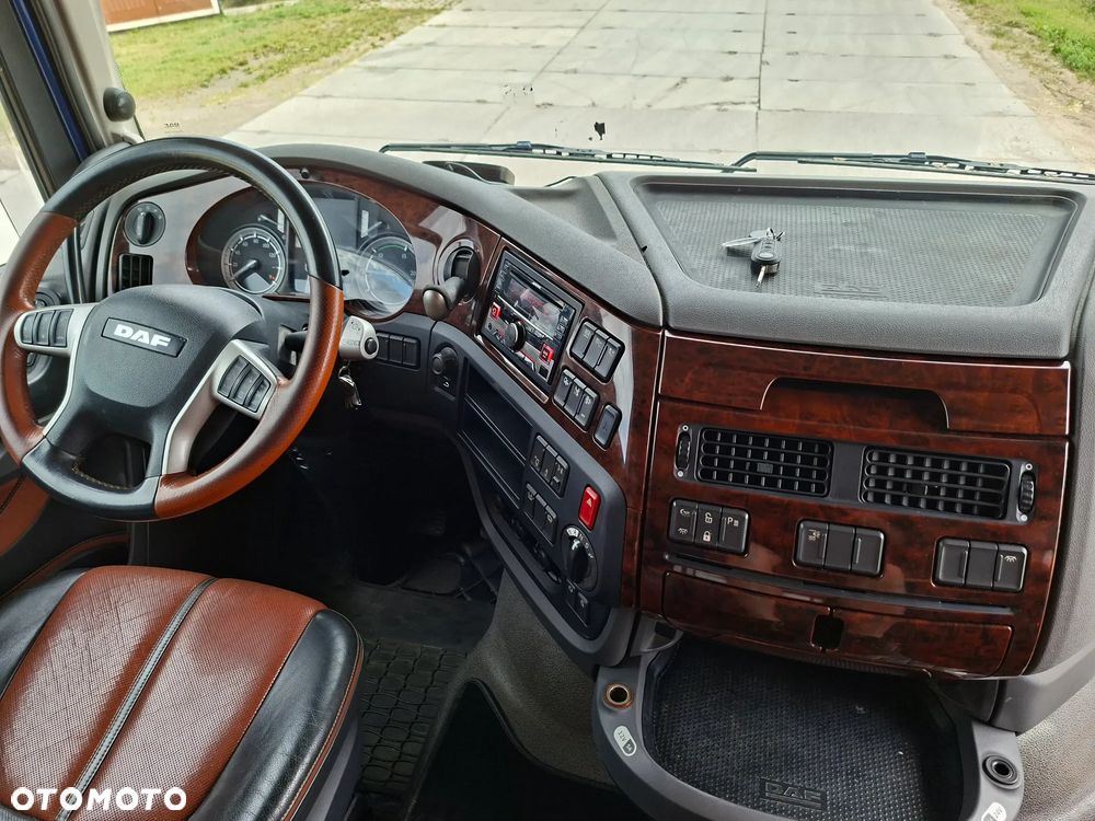 DAF XF - 16