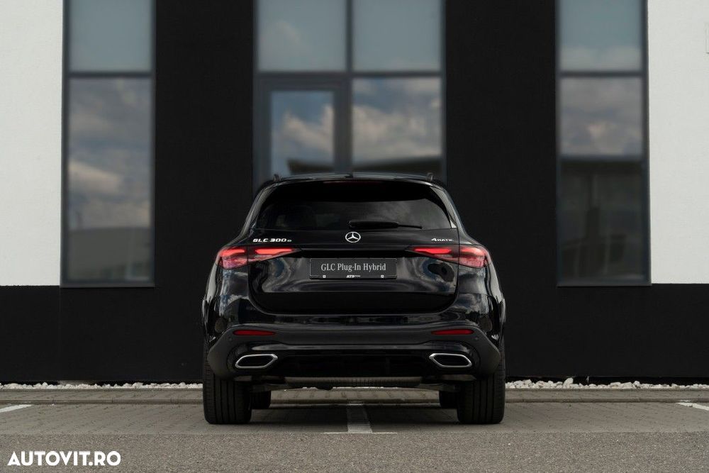Mercedes-Benz GLC - 22