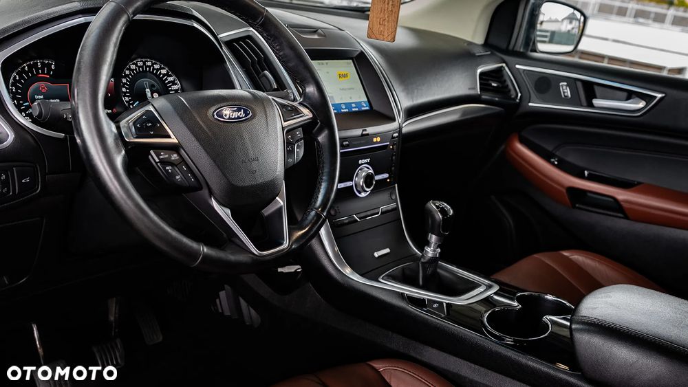 Ford Edge 2.0 TDCi 4WD Titanium - 28