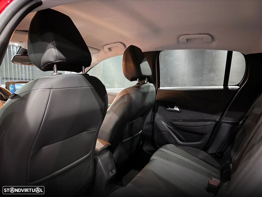 Peugeot e-208 50 kWh Allure - 29