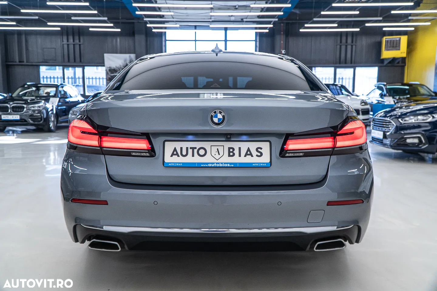 BMW Seria 5 530e Aut. Luxury Line - 26