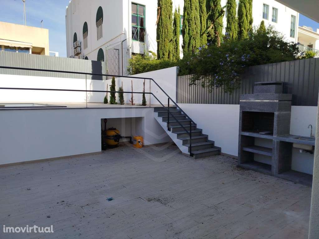 Moradia T3 com piscina em Moncarapacho, Algarve - Grande imagem: 2/15
