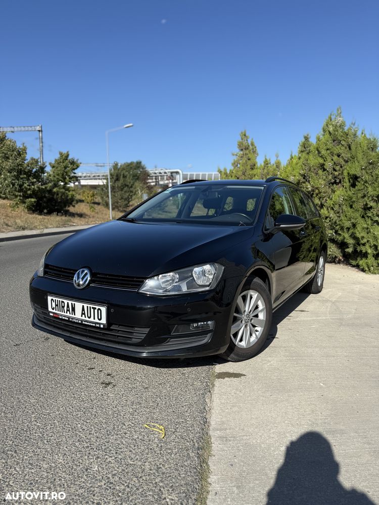 Volkswagen Golf - 2