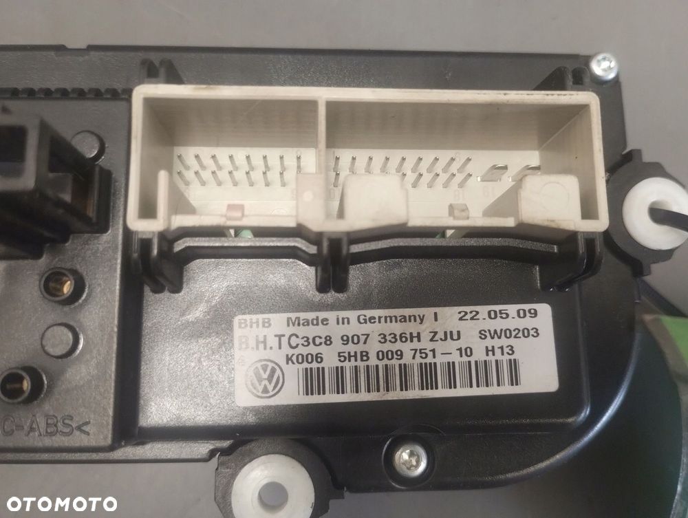 VOLKSWAGEN JETTA V 5 05-11 PANEL NAWIEWU KLIMATYZACJI 5HB009751 * - 3