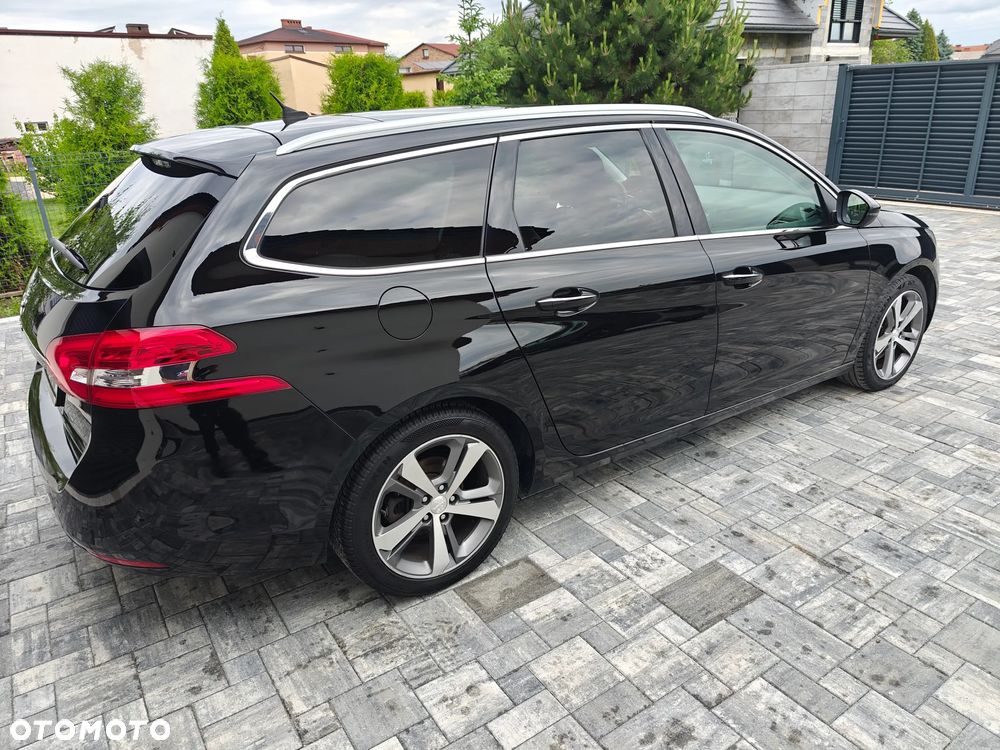 Peugeot 308 2.0 Blue HDi Allure S&S - 17