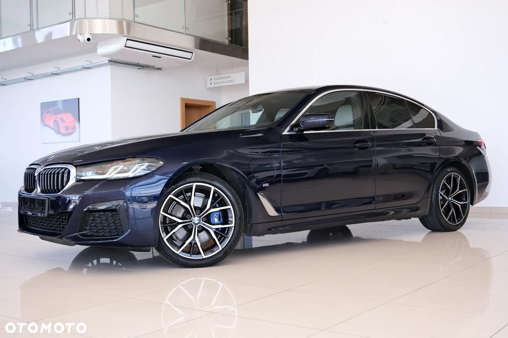 BMW Seria 5 530e xDrive Luxury Line sport - 9