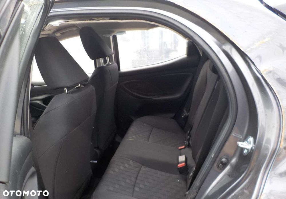 Toyota Yaris - 22